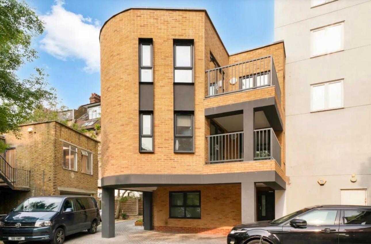 Holiday Home 2Br L 2Ba With Patio-Sleep 6 Londen Buitenkant foto